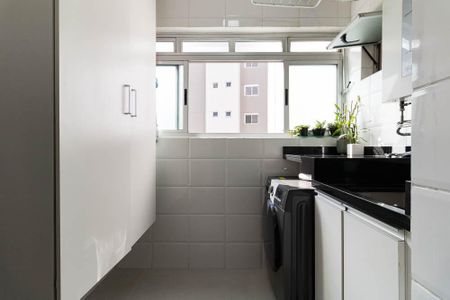 Apartamento à venda com 70m², 2 quartos e 2 vagasLavanderia