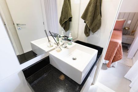 Apartamento à venda com 70m², 2 quartos e 2 vagasBanheiro da Suíte