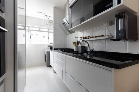 Apartamento à venda com 70m², 2 quartos e 2 vagasCozinha