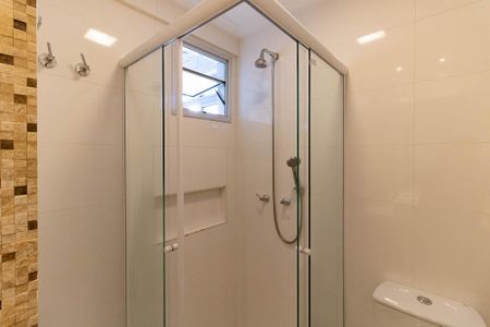 Apartamento à venda com 70m², 2 quartos e 2 vagasBanheiro Social