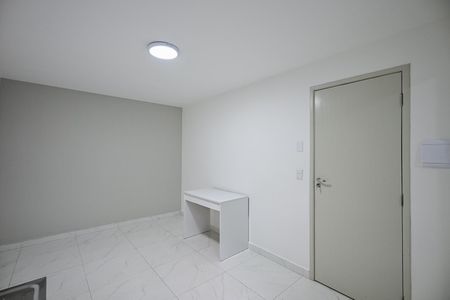 Studio para alugar com 25m², 1 quarto e sem vagaSala/Quarto