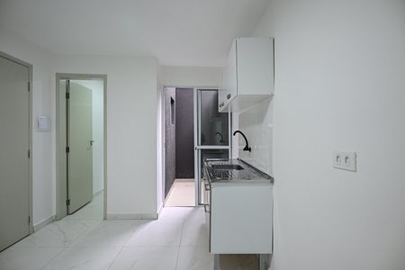 Cozinha de kitnet/studio para alugar com 1 quarto, 25m² em Ferreira, São Paulo