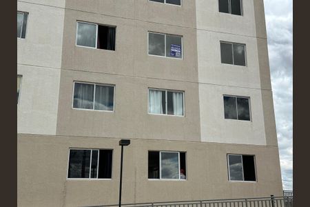 Apartamento para alugar com 42m², 2 quartos e 1 vaga Apartamento para alugar com 42m², 2 quartos e 1 vagaFachada