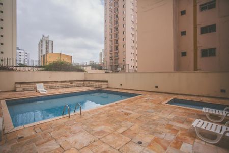 Apartamento à venda com 67m², 2 quartos e 1 vagaÁrea comum - Piscina