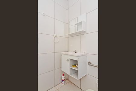 Casa para alugar com 45m², 1 quarto e sem vagaBanheiro