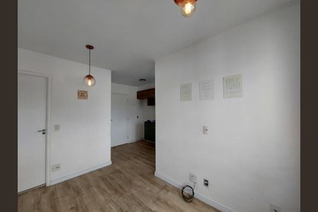 Apartamento à venda com 34m², 2 quartos e sem vaga Apartamento à venda com 34m², 2 quartos e sem vagaSala
