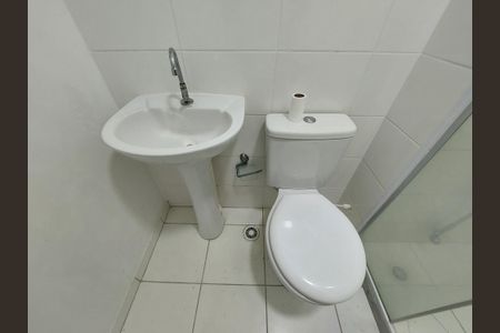 Apartamento à venda com 34m², 2 quartos e sem vaga Apartamento à venda com 34m², 2 quartos e sem vagaBanheiro