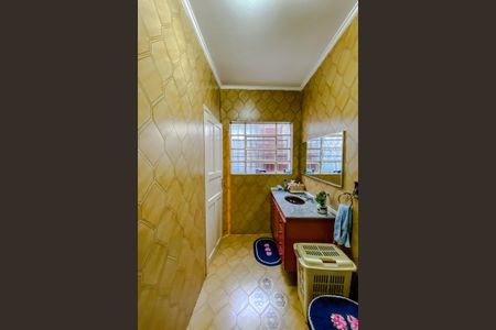 Casa à venda com 200m², 3 quartos e 1 vagaBanheiro