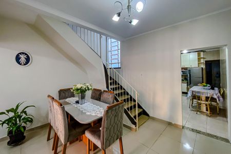 Casa à venda com 200m², 3 quartos e 1 vagaSala de Jantar