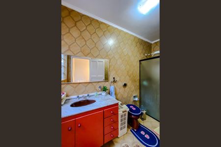 Casa à venda com 200m², 3 quartos e 1 vagaBanheiro