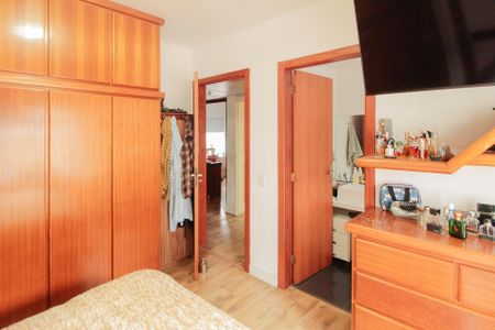 Apartamento à venda com 96m², 3 quartos e 1 vagaSuíte 