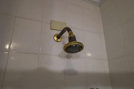 Casa à venda com 189m², 4 quartos e 3 vagas Casa à venda com 189m², 4 quartos e 3 vagasBanheiro da Suíte 2