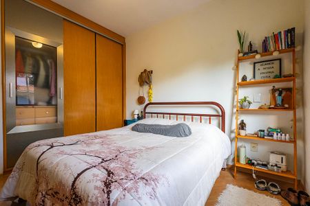 Casa à venda com 189m², 4 quartos e 3 vagas Casa à venda com 189m², 4 quartos e 3 vagasQuarto 3