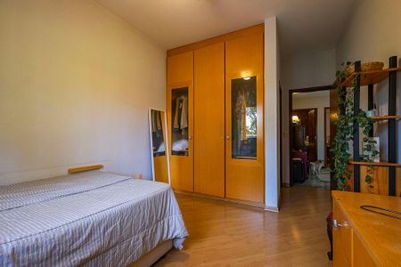 Casa à venda com 189m², 4 quartos e 3 vagas Casa à venda com 189m², 4 quartos e 3 vagasSuíte 2