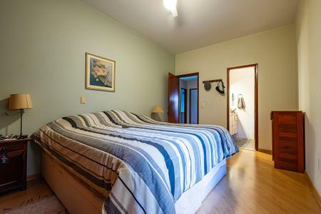 Casa à venda com 189m², 4 quartos e 3 vagas Casa à venda com 189m², 4 quartos e 3 vagasSuíte 1