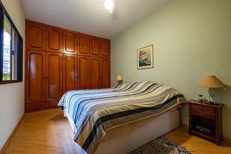 Casa à venda com 189m², 4 quartos e 3 vagas Casa à venda com 189m², 4 quartos e 3 vagasSuíte 1