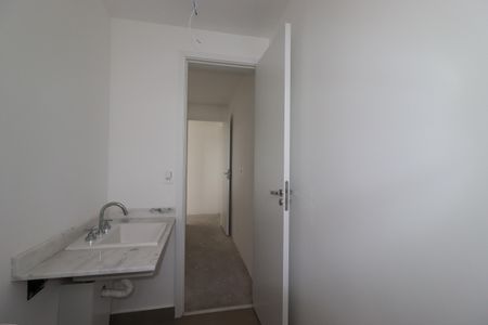 Apartamento à venda com 323m², 3 quartos e 5 vagasBanheiro da Suíte 1