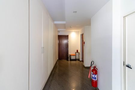 Apartamento para alugar com 125m², 2 quartos e 1 vaga Apartamento para alugar com 125m², 2 quartos e 1 vagaHall de entrada