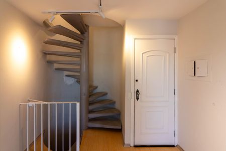 Apartamento para alugar com 125m², 2 quartos e 1 vaga Apartamento para alugar com 125m², 2 quartos e 1 vagaSala