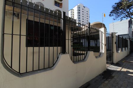 Apartamento para alugar com 120m², 2 quartos e 1 vagaFachada e Portaria