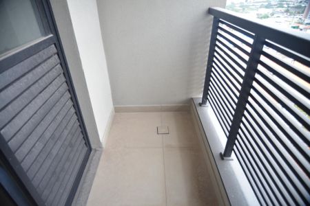 Apartamento à venda com 161m², 3 quartos e 3 vagasSacada da Área de Serviço