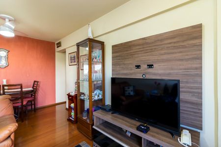 Apartamento à venda com 71m², 2 quartos e 2 vagasSala