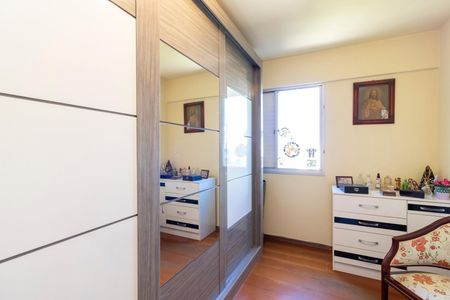 Apartamento à venda com 71m², 2 quartos e 2 vagasQuarto 1