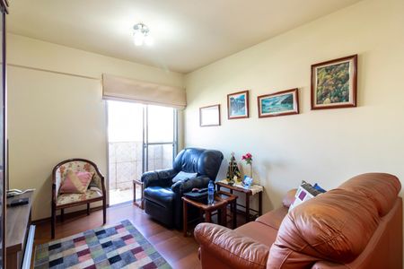 Apartamento à venda com 71m², 2 quartos e 2 vagasSala