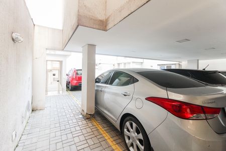 Apartamento à venda com 65m², 2 quartos e 1 vaga Apartamento à venda com 65m², 2 quartos e 1 vagaEstacionamento