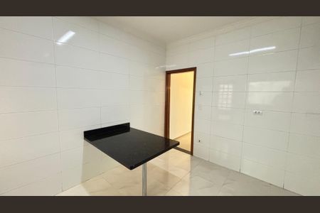 Casa à venda com 124m², 3 quartos e 2 vagas Casa à venda com 124m², 3 quartos e 2 vagasCozinha
