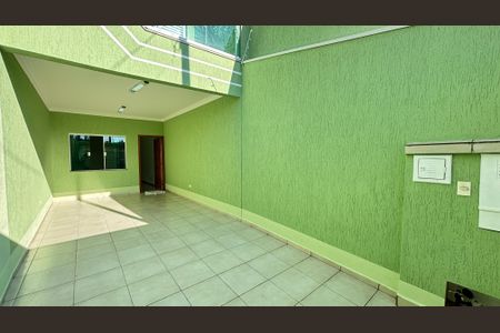 Casa à venda com 124m², 3 quartos e 2 vagas Casa à venda com 124m², 3 quartos e 2 vagasGaragem