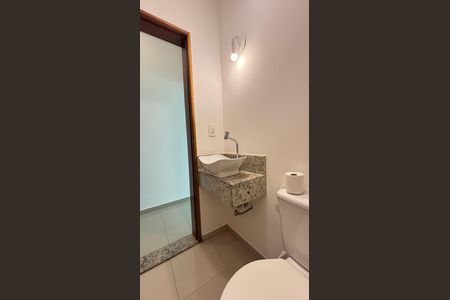 Casa à venda com 124m², 3 quartos e 2 vagas Casa à venda com 124m², 3 quartos e 2 vagasLavabo