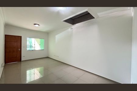 Casa à venda com 124m², 3 quartos e 2 vagas Casa à venda com 124m², 3 quartos e 2 vagasSala