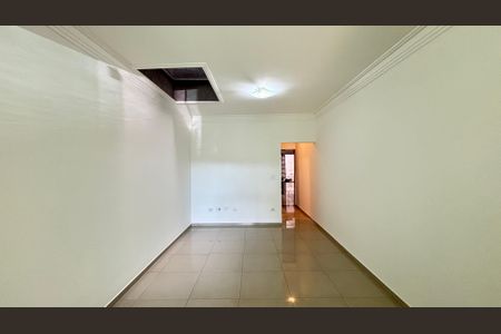 Casa à venda com 124m², 3 quartos e 2 vagas Casa à venda com 124m², 3 quartos e 2 vagasSala
