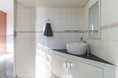 Casa para alugar com 200m², 4 quartos e 5 vagasBanheiro da Suíte