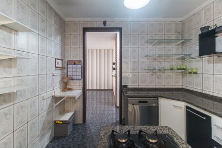 Casa para alugar com 200m², 4 quartos e 5 vagasCozinha