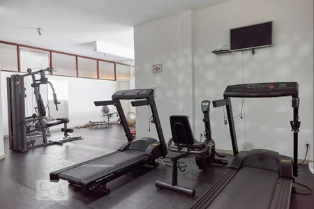 Apartamento para alugar com 140m², 3 quartos e 1 vaga Apartamento para alugar com 140m², 3 quartos e 1 vagaÁrea comum - Academia