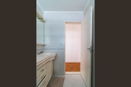 Apartamento para alugar com 140m², 3 quartos e 1 vaga Apartamento para alugar com 140m², 3 quartos e 1 vagaBanheiro