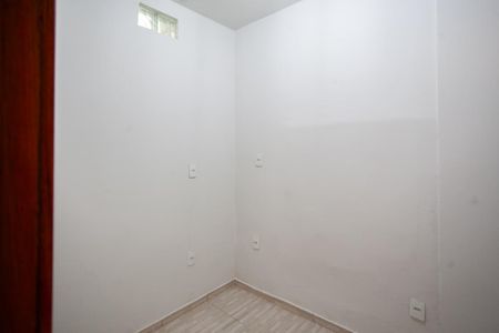 Casa à venda com 250m², 4 quartos e 3 vagasEdícula - Quarto 2