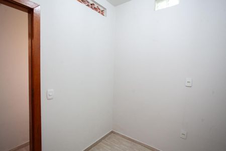Casa à venda com 250m², 4 quartos e 3 vagasEdícula - Quarto 2