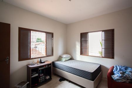 Casa à venda com 250m², 4 quartos e 3 vagasSuíte