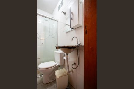 Casa à venda com 250m², 4 quartos e 3 vagasEdícula - Banheiro