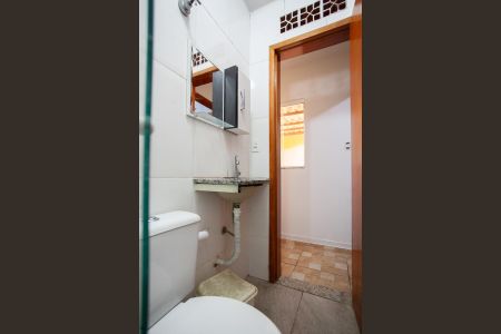 Casa à venda com 250m², 4 quartos e 3 vagasEdícula - Banheiro