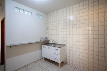 Casa à venda com 250m², 4 quartos e 3 vagasEdícula - Cozinha
