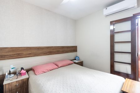 Casa à venda com 86m², 3 quartos e 2 vagasSuite