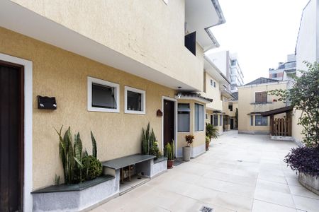 Casa à venda com 86m², 3 quartos e 2 vagasÁrea comum