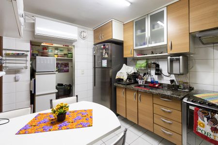 Casa à venda com 86m², 3 quartos e 2 vagasCozinha