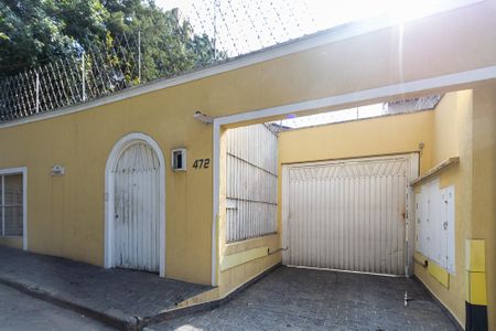 Casa à venda com 86m², 3 quartos e 2 vagasFachada