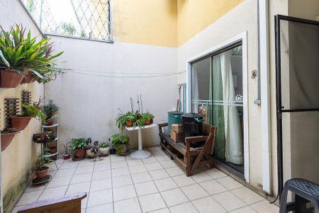 Casa à venda com 86m², 3 quartos e 2 vagasÁrea comum