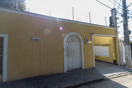 Casa à venda com 86m², 3 quartos e 2 vagasFachada